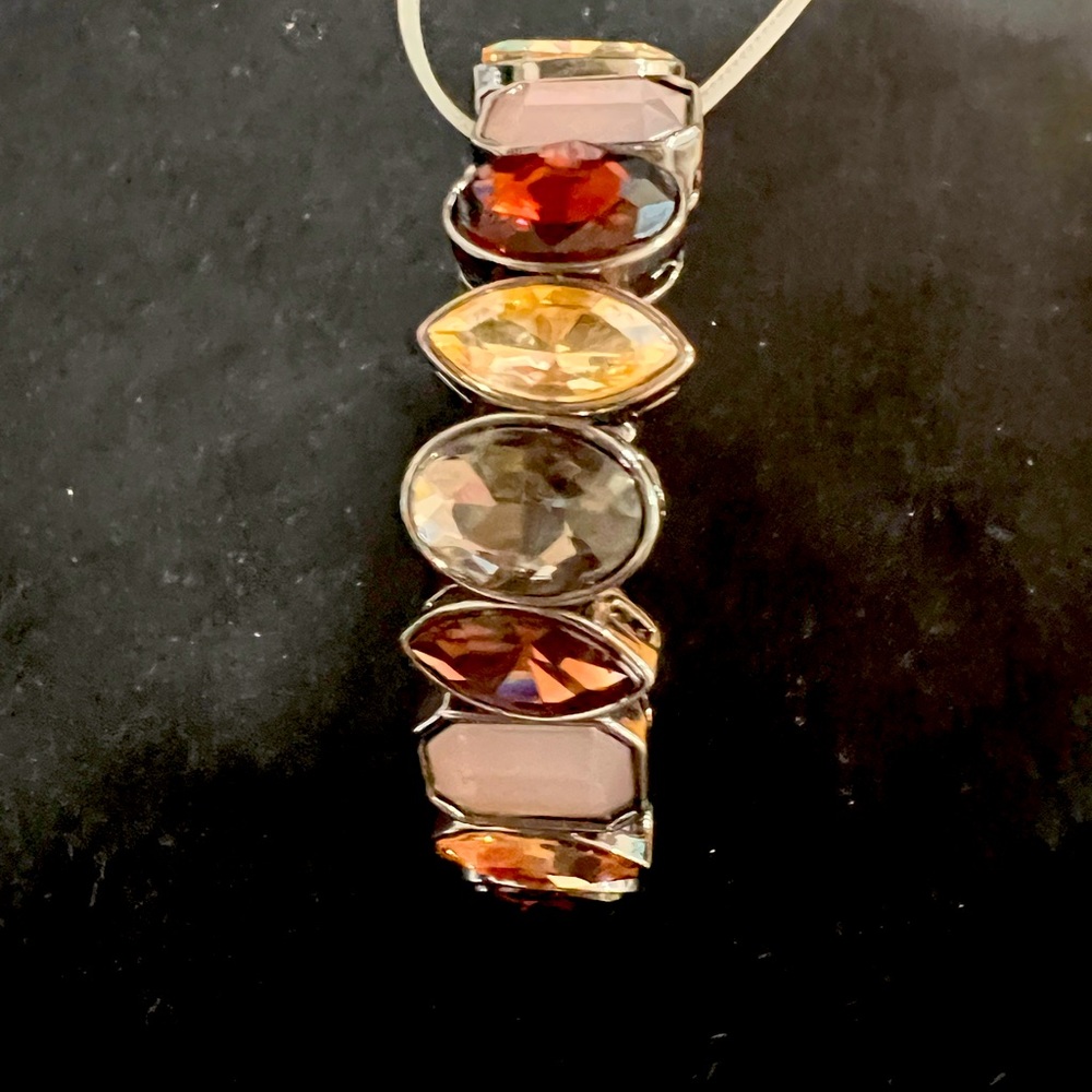 METAL, BRAND NEW! Multicoloured stretchy bracelet. OSFM